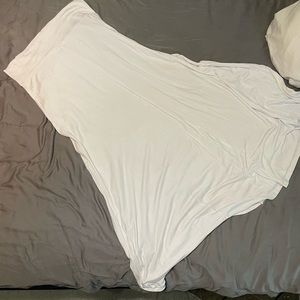 White Maxi skirt